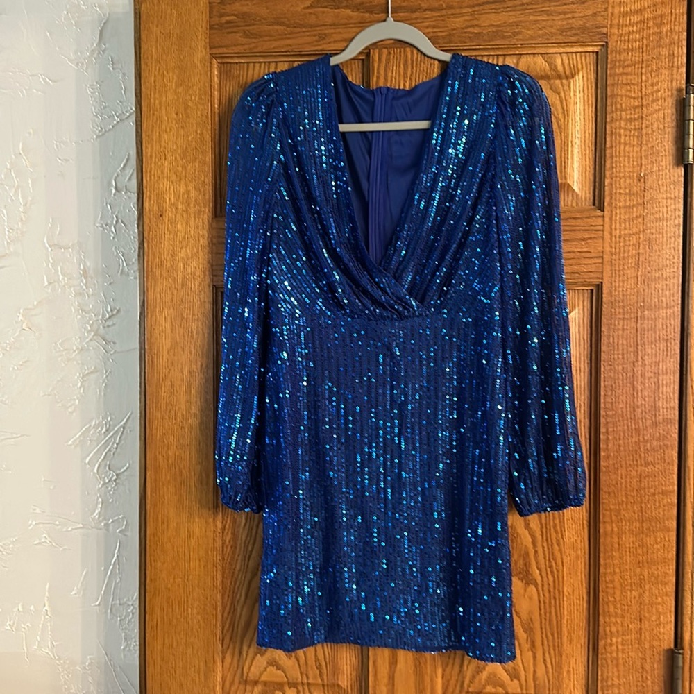 Dress Lomg sleeve blue sequins size medium
